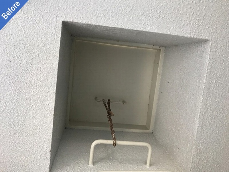 外壁塗装前のマンションの共用部天井