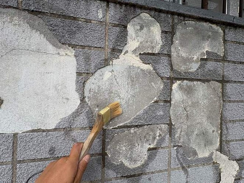 外壁のプライマー塗布