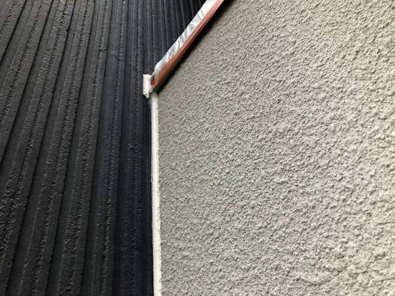 入隅のコーキング補修