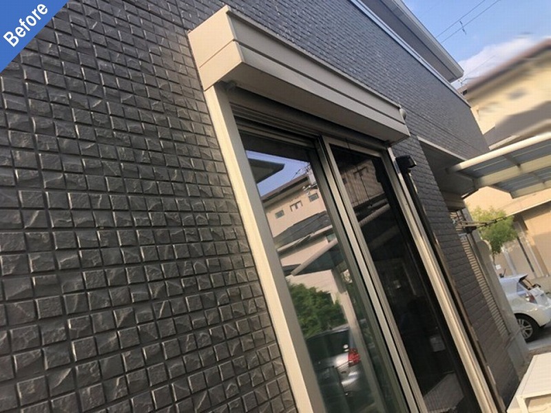 外壁塗装前のサッシ廻りの外壁