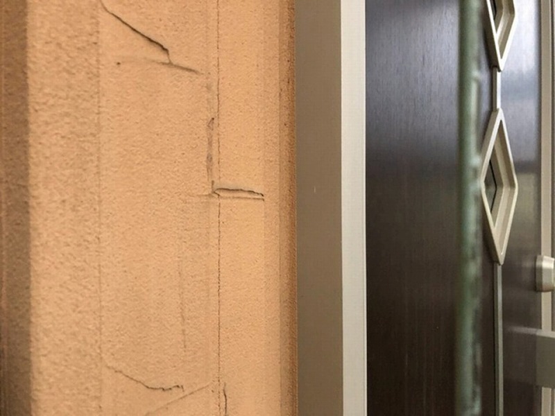 縦方向のひび割れ