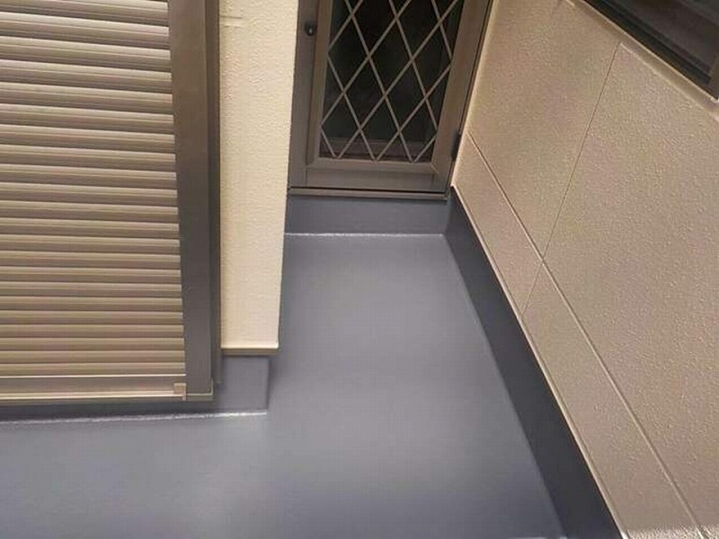 ベランダ床トップコート塗布完了