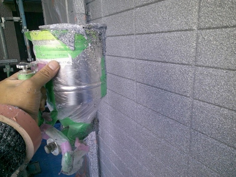 ヘーベル純正塗料(多彩模様塗料)での吹き付け