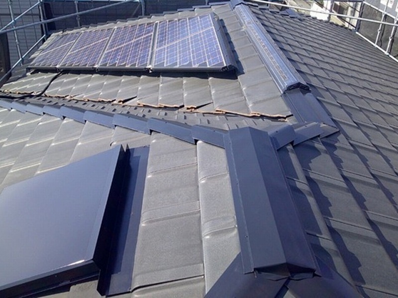 外壁塗装完了後のヘーベルハウスの陶器瓦の状態