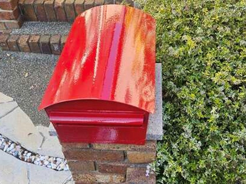 塗装後のポスト