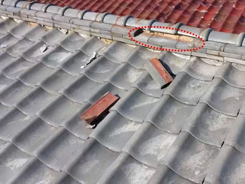 屋根材が劣化して雨漏りした事例