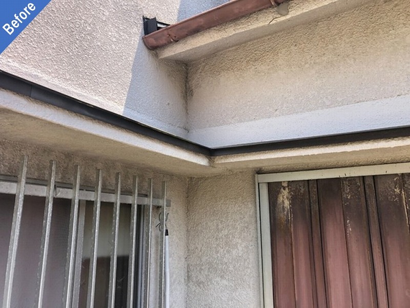 外壁塗装前の築古の戸建て住宅