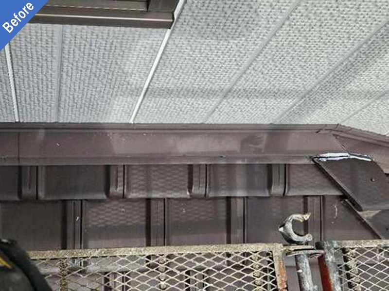 外壁塗装前の下屋根の陶器瓦