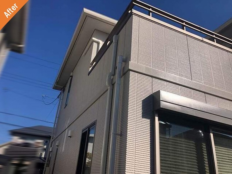 外壁塗装後のトヨタホームの窯業系サイディングと雨樋