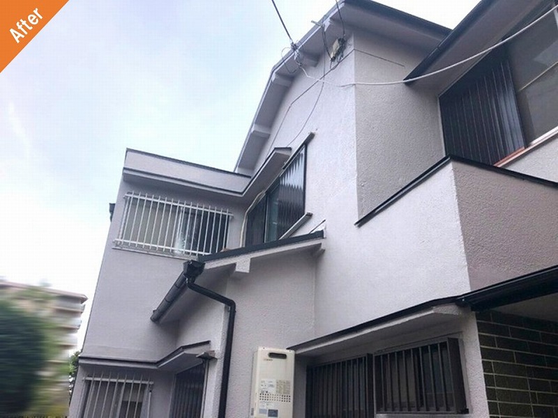 雨漏り修理と外壁塗装後の築古の戸建て住宅