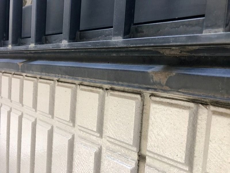 サッシ廻りコーキングの劣化