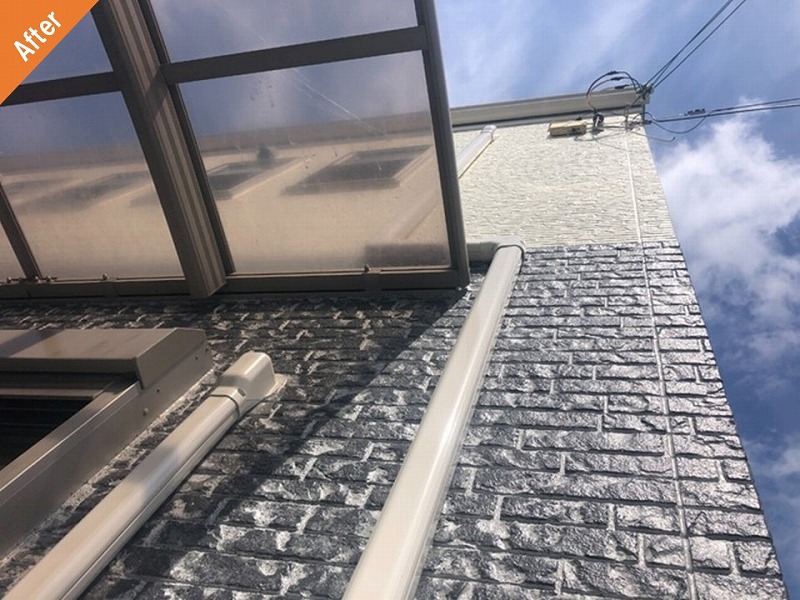 外壁塗装後の窯業系サイディングとスリムダクト