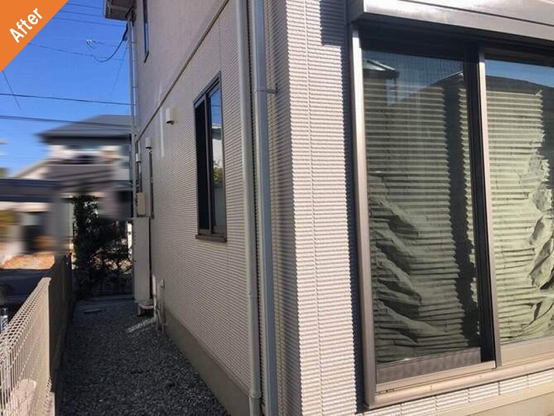 外壁塗装後のトヨタホームの1階外壁