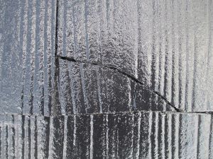 ひび割れ・剥がれ