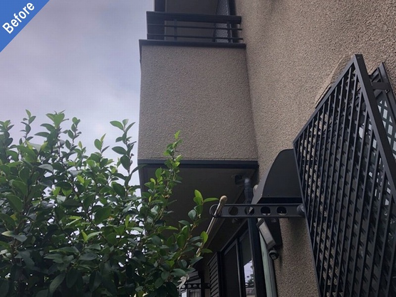 外壁塗装前のベランダ