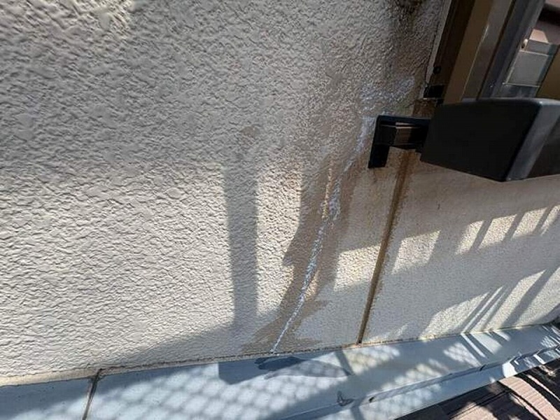 ひび割れ補修後のサッシ廻り