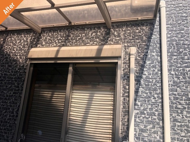 外壁塗装後のスリムダクトとサッシ廻り