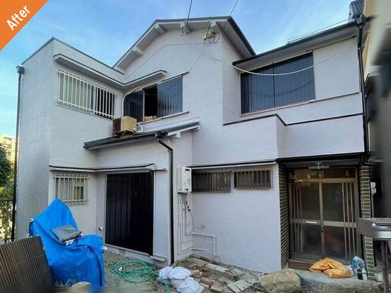 羽曳野市の雨漏り修理と外壁塗装後の築古の戸建て住宅