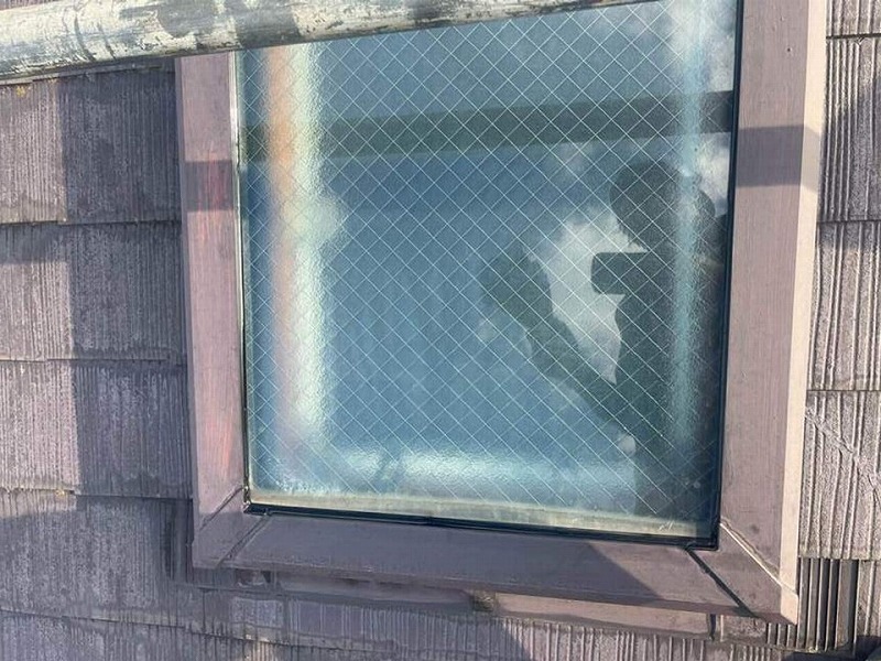 トップライトのコーキング工事完了