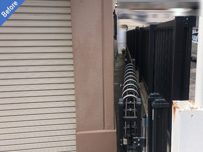 外壁塗装前の1階外壁とシャッター