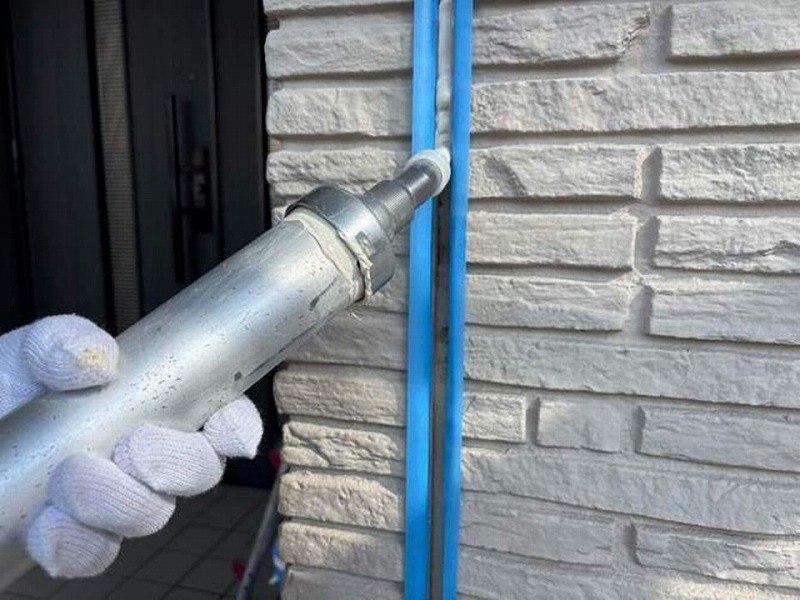 目地にオートンイクシード充填