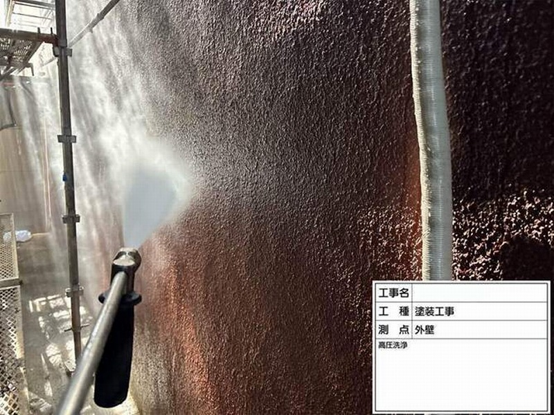 モルタル外壁の高圧洗浄工事