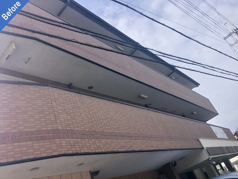 外壁塗装前のマンションのベランダタイル外壁