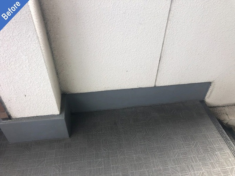 塗装工事前のマンション廊下外壁