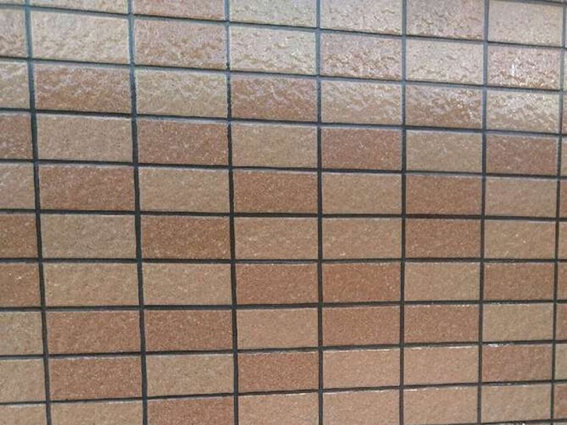 高圧洗浄後のタイル外壁