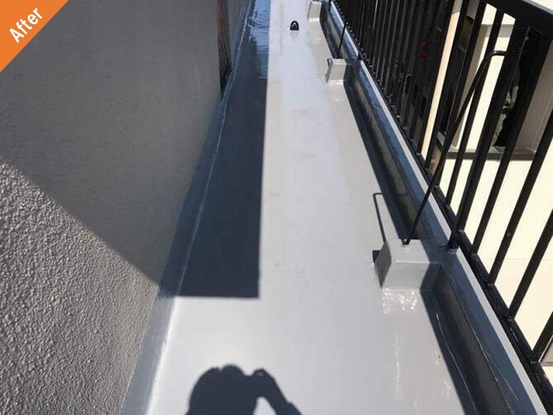 ウレタン防水工事後のマンション廊下