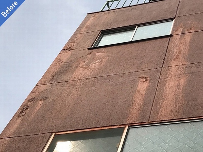 外壁補修・外壁塗装前のマンションのモルタル