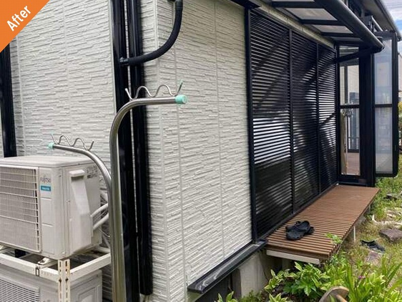 外壁塗装後の難付着サイディングと雨戸