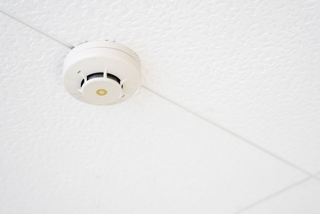 火災警報器の電池交換、本体交換 アイダ設計メンテナンス