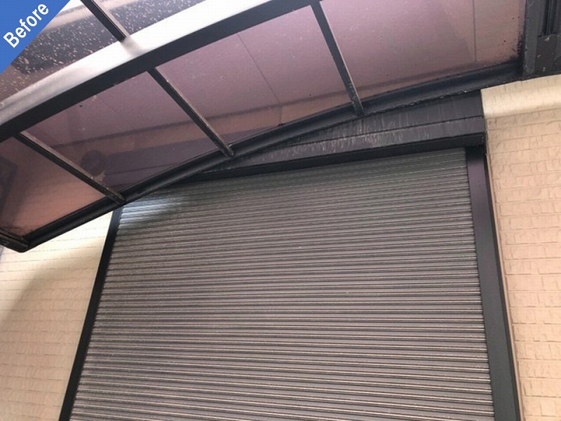 外壁塗装前のシャッターボックス