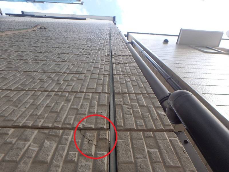 メンテナンスが必要なアイダ設計の外壁に見られる主な劣化症状  外壁のひび割れ