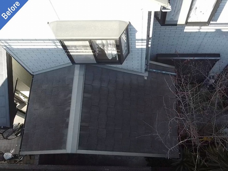 屋根カバー工法前の下屋根