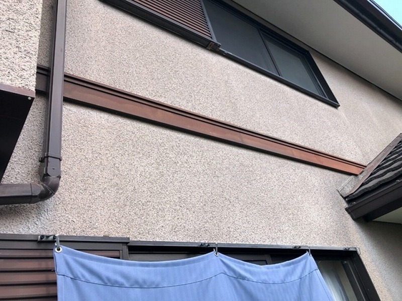 退色が進行した付帯部の調査