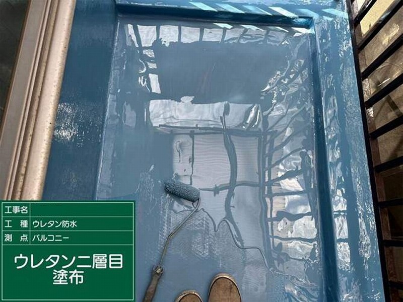 ウレタン二層目塗布