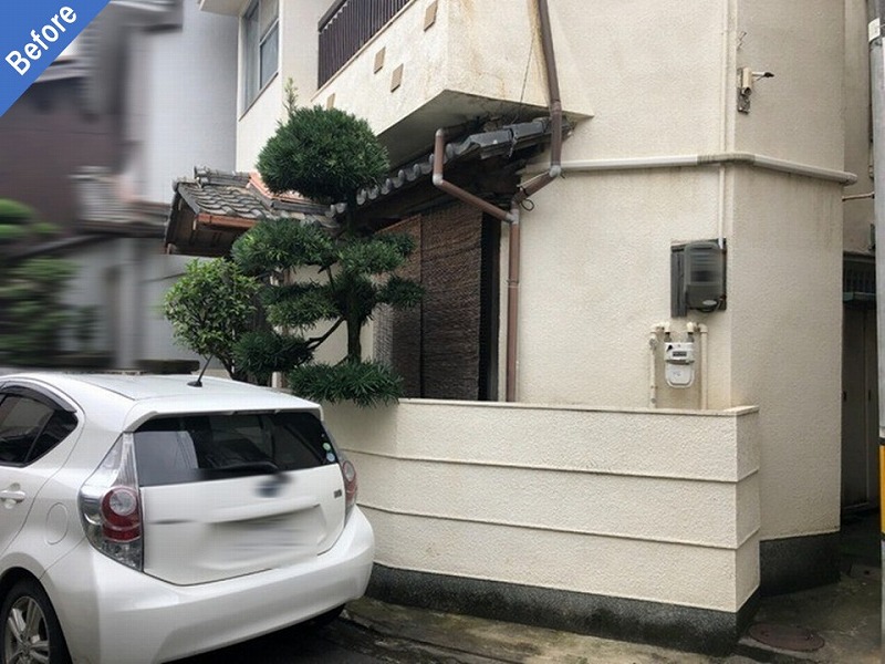 外壁塗装前のモルタル外壁の住宅