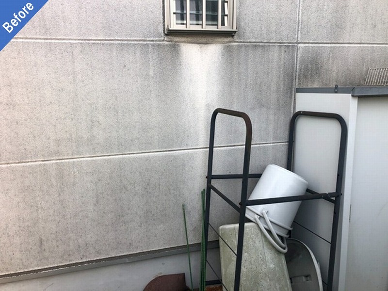 外壁塗装前の汚れが目立つALC
