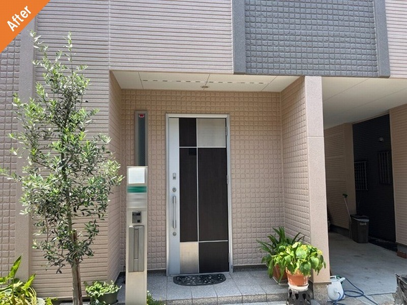 外壁塗装後の玄関廻り