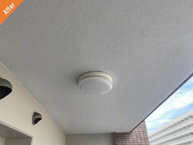 外壁塗装後の共用部軒天