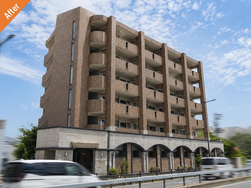 守口市の外壁塗装後のタイル外壁のマンション