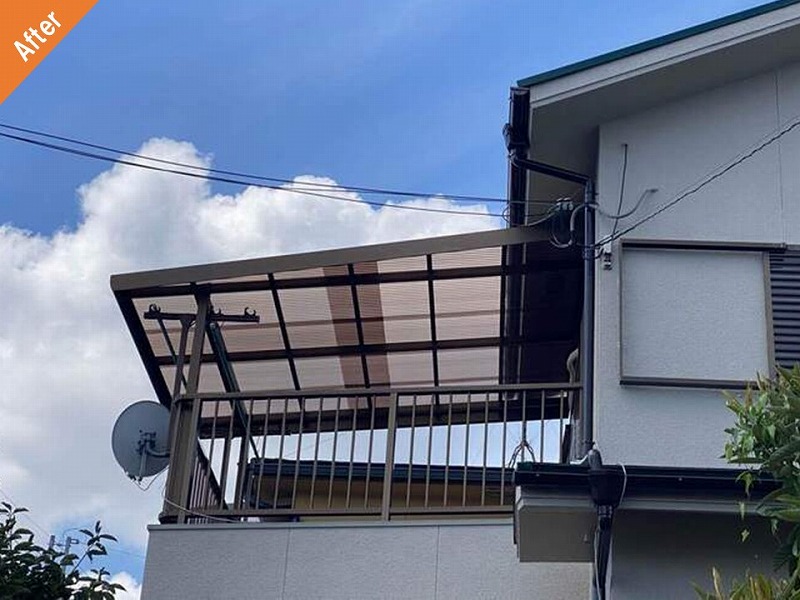 ポリカ波板交換後のベランダ屋根