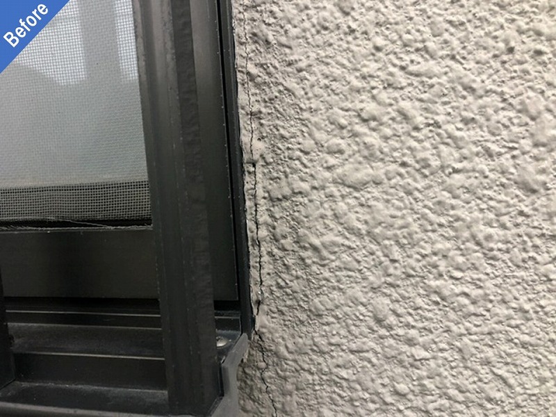 外壁塗装前のサッシ廻り